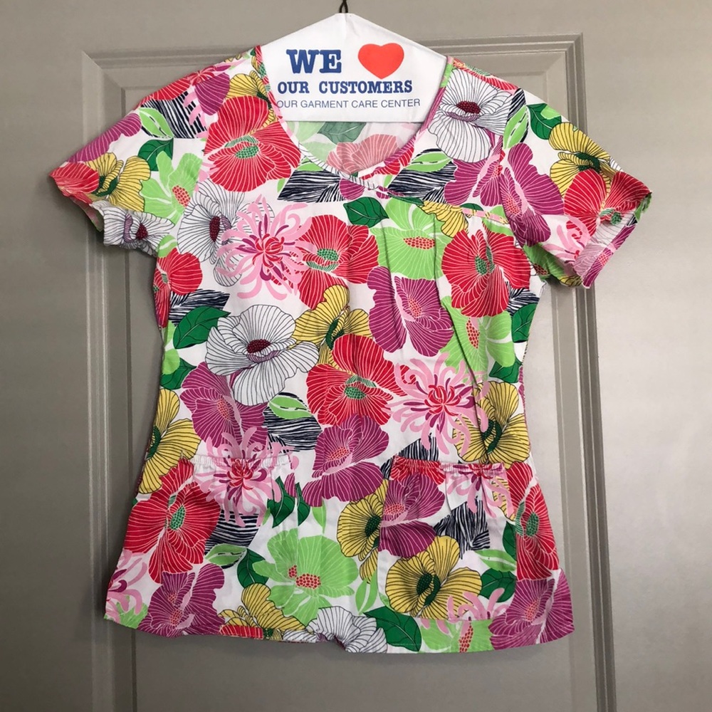 Floral Scrub Top